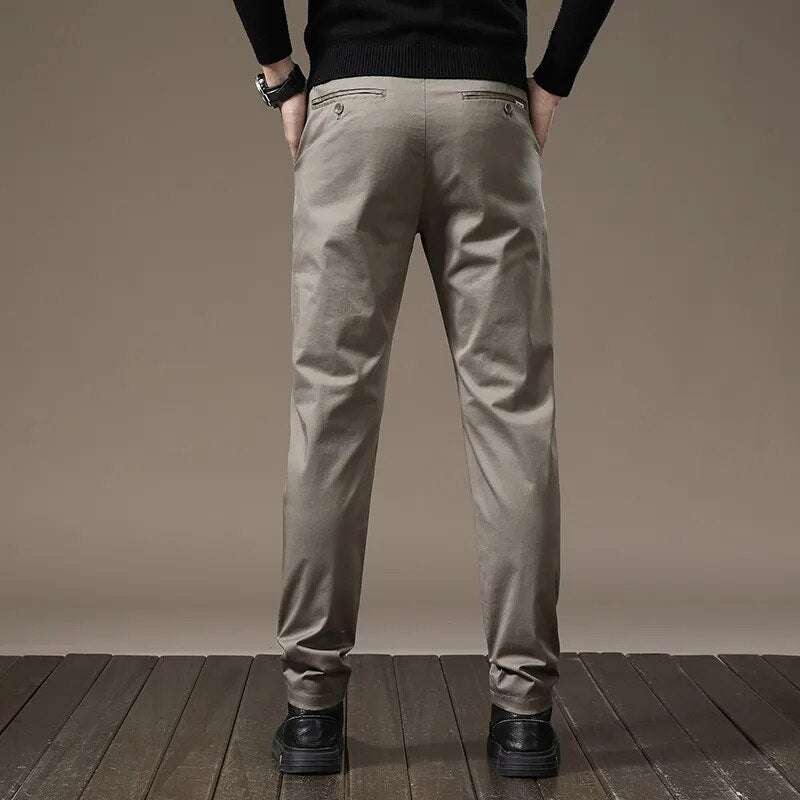 Calça Chino em Sarja Masculina DiIema