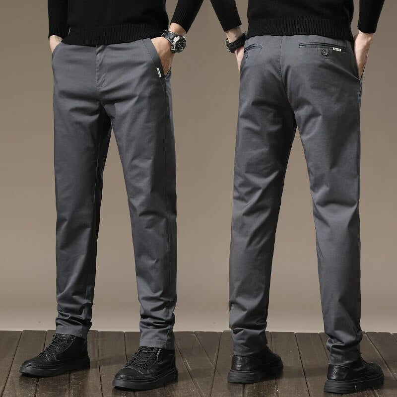 Calça Chino em Sarja Masculina DiIema
